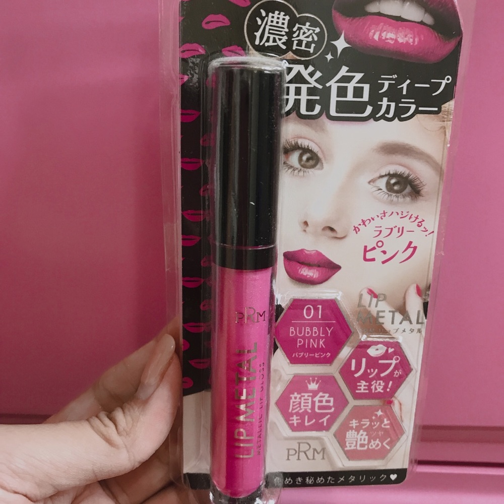 Brand new Pink lip metal